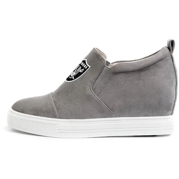 Las Vegas Raiders Wedge Slip-On Shoes - Size 8 - Women's Cuce Gray NFL Team Gear - Picture 2 of 8